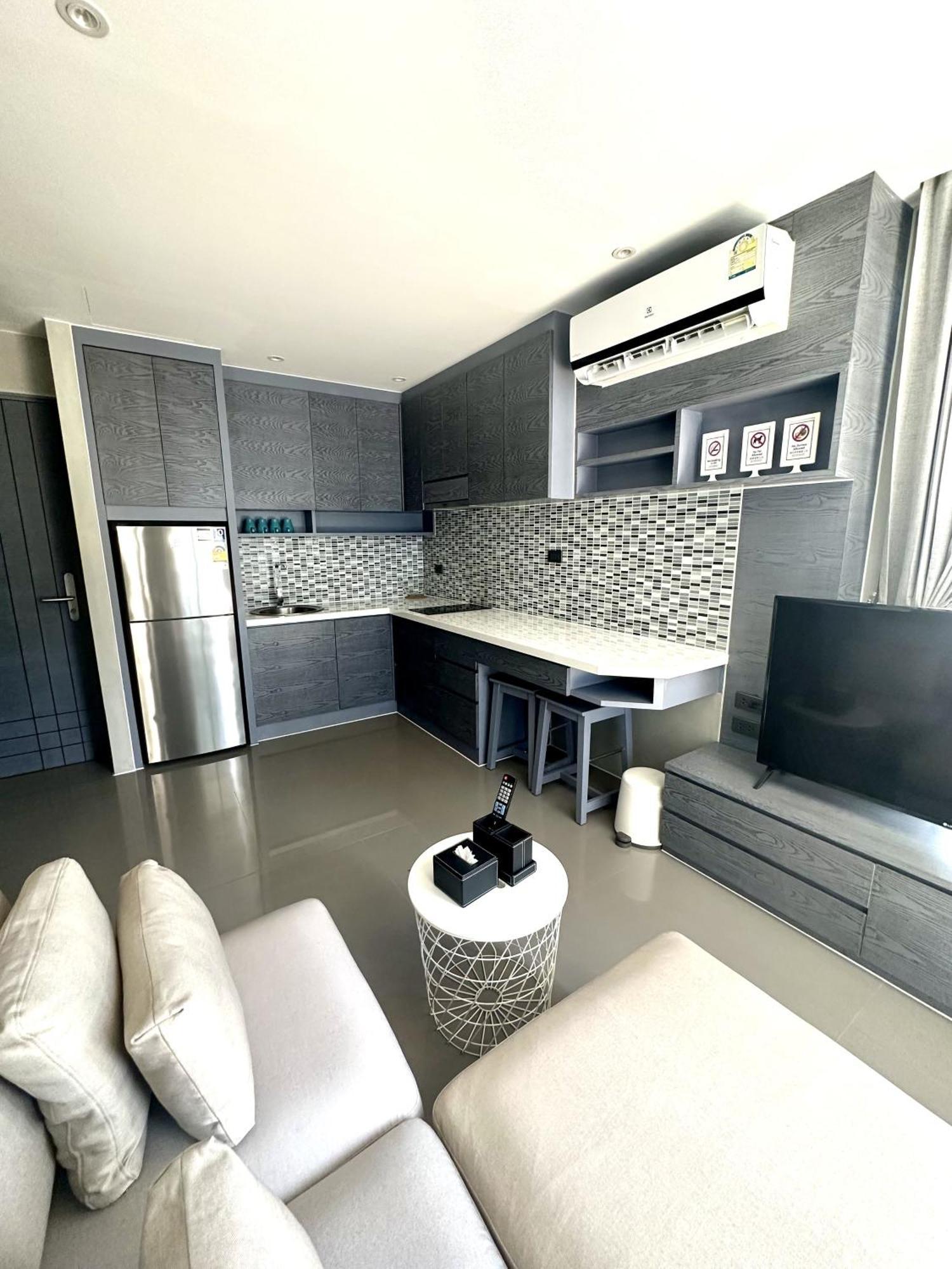 Stylish Apartments Kamala Citygate Exterior photo